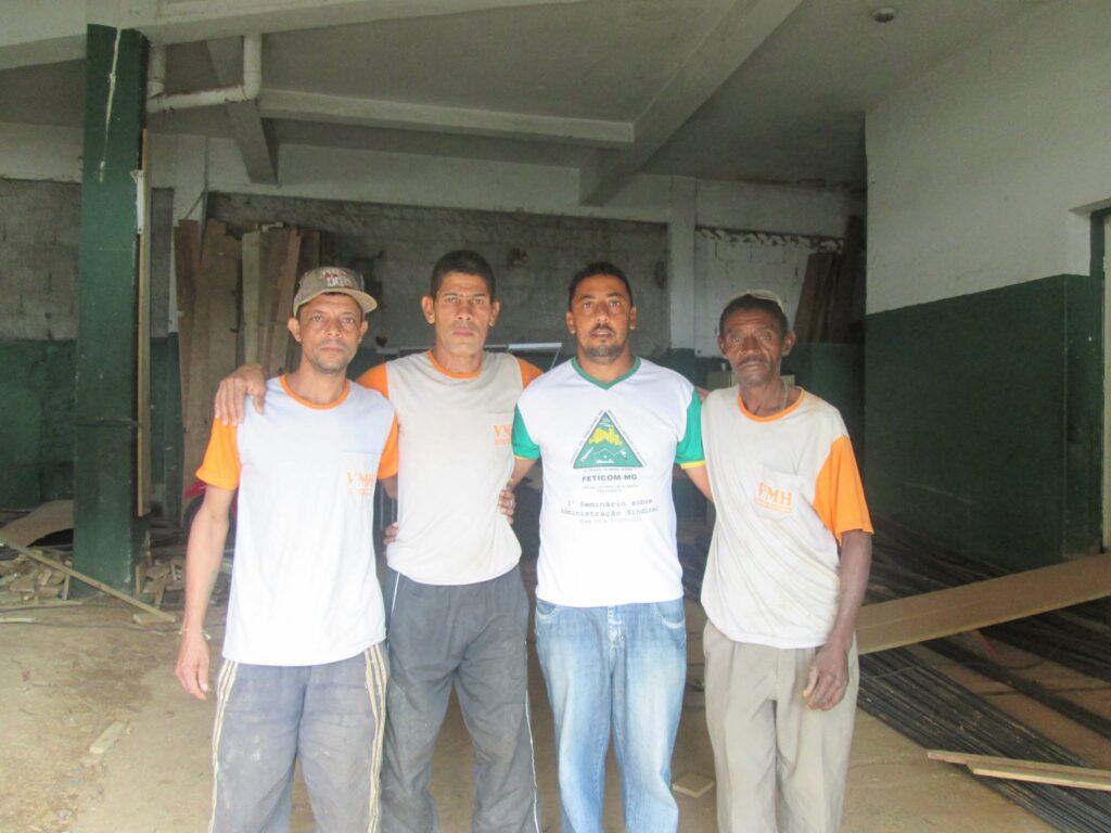 Registro histórico do SINTICOM/PN — foto 1